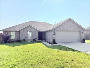 1140 Willow Oak in Elkins, AR - Building Photo - Building Photo
