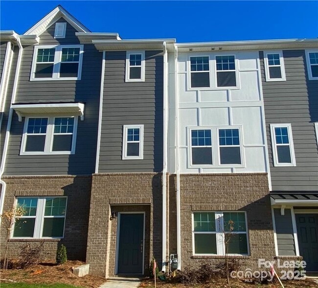 property at 2511 Arbor Loop Dr