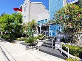 1200 Gaviota Ave in Long Beach, CA - Building Photo