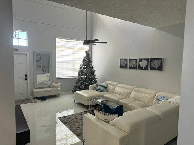 1844 Capeside Cir in Wellington, FL - Building Photo - Building Photo