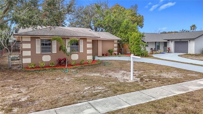 property at 1612 Fox Run Dr