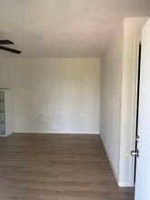 6131 Fenske Ln in Needville, TX - Building Photo - Building Photo