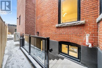 442 Brock Ave in Toronto, ON - Building Photo - Building Photo