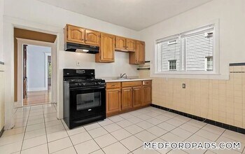 38 George St in Medford, MA - Building Photo - Building Photo