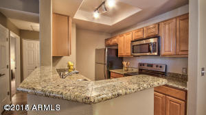 3830 E Lakewood Pkwy E in Phoenix, AZ - Foto de edificio - Building Photo