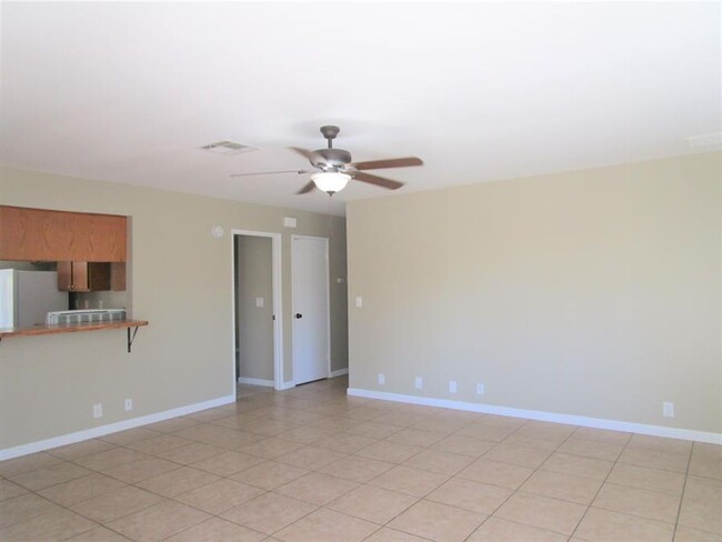 720 S Norma St in Ridgecrest, CA - Foto de edificio - Building Photo