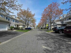 2 Anchorage Ct in Atlantic City, NJ - Building Photo - Building Photo