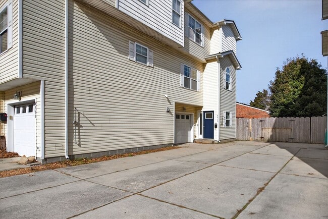 4510 Lee Ave in Virginia Beach, VA - Building Photo - Building Photo
