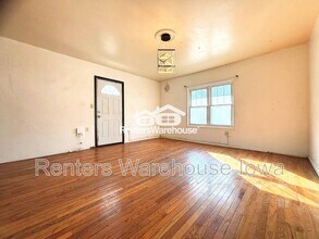 1171 21st St in Des Moines, IA - Building Photo - Building Photo
