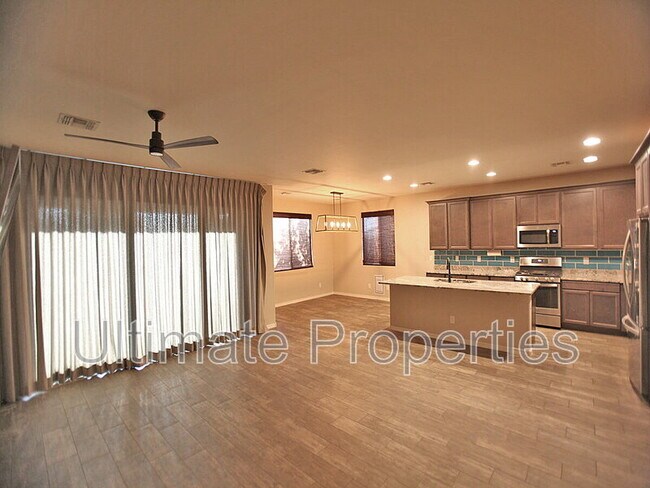 18752 N 51st Dr in Glendale, AZ - Building Photo - Building Photo