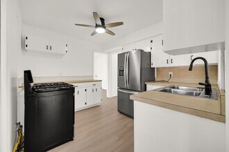 7552 Southeastern Ave in Hammond, IN - Building Photo - Building Photo