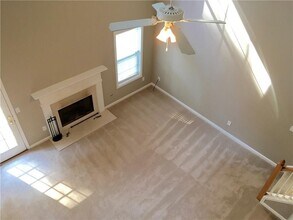 233 Hunt Creek Dr in Acworth, GA - Building Photo - Building Photo