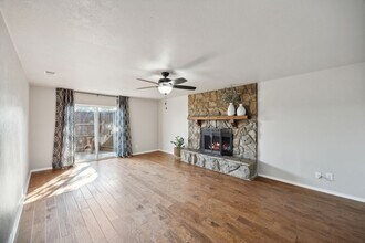 501 Rogers Way in Rockwall, TX - Building Photo - Building Photo