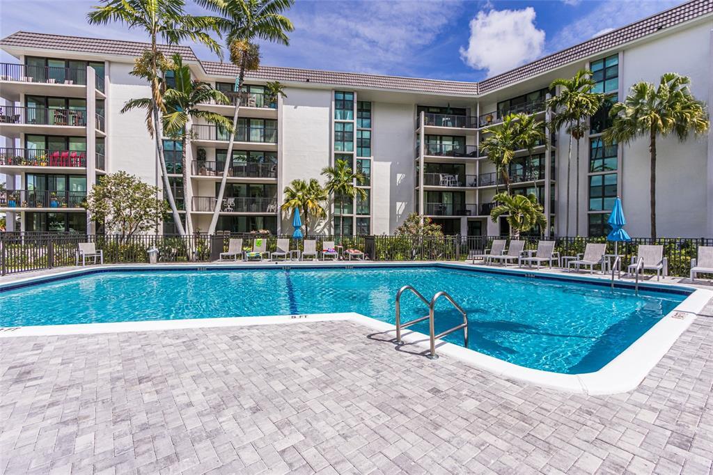1301 River Reach Dr, Unit 114 in Fort Lauderdale, FL - Building Photo