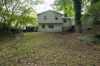 3038 Courtney Dr in Marietta, GA - Building Photo - Building Photo