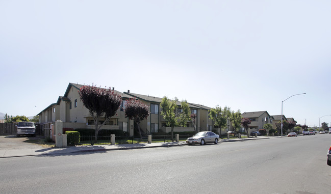 Glenridge Apartments in Salinas, CA - Foto de edificio - Building Photo