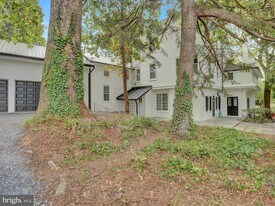 1 Wyomissing Hills Blvd in Reading, PA - Building Photo