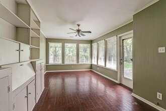 2102 Sheridan St in Houston, TX - Building Photo - Building Photo