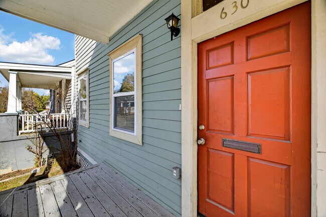 630 W 32nd St in Savannah, GA - Building Photo - Building Photo