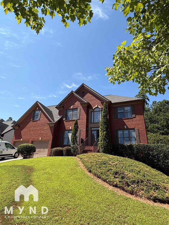property at 12515 Magnolia Cir