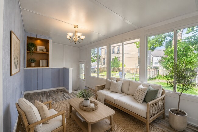 property at 2348 S Kinnickinnic Ave