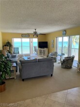 9485 Gulf Shore Dr in Naples, FL - Building Photo - Building Photo