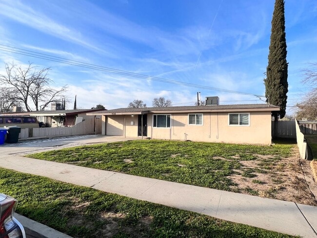 property at 1536 Thornton St