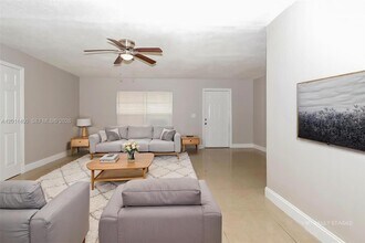 6126 Arcade Ct in Greenacres, FL - Building Photo - Building Photo