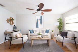 3331 NW 21st Dr in Gainesville, FL - Building Photo