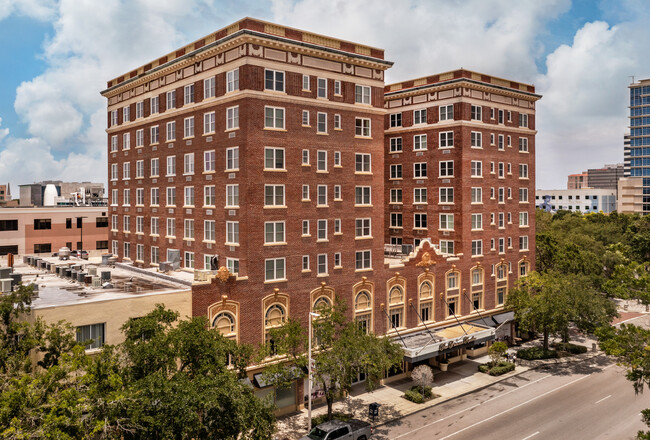 The Princess Martha in St. Petersburg, FL - Building Photo - Building Photo