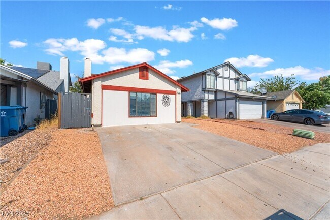 3951 Steinbeck Dr in Las Vegas, NV - Building Photo - Building Photo