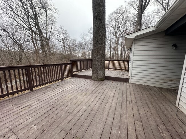 542 Wagon Trail Rd in Harpers Ferry, WV - Building Photo - Building Photo