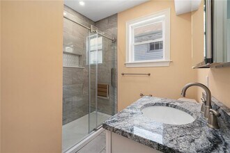 148 Evergreen St in Providence, RI - Building Photo - Building Photo