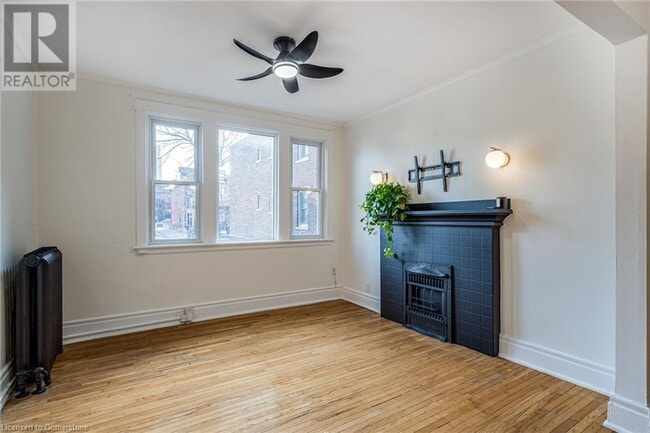 property at 285 King St W
