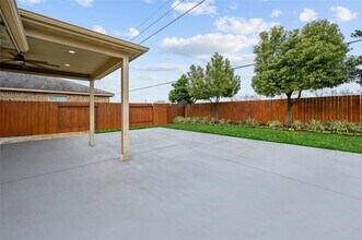 1843 Garnet Breeze Dr in Rosharon, TX - Building Photo - Building Photo