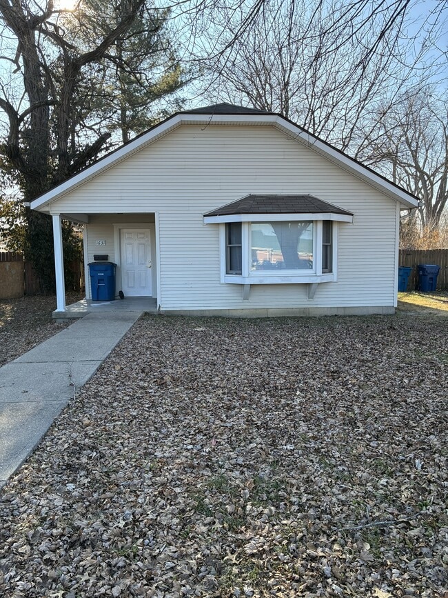 property at 1631 Tippecanoe St