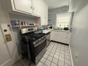 312 Washington St in Wellesley, MA - Building Photo - Building Photo