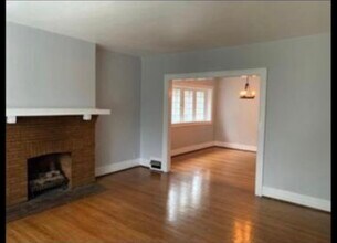 364 Woodward Ave in Buffalo, NY - Foto de edificio - Building Photo