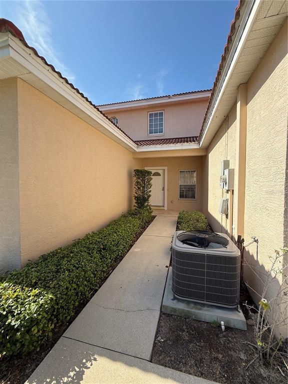 2212 Garden Lake Dr in Winter Haven, FL - Building Photo - Building Photo