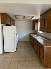 7346 Dumosa Ave, Unit D in Yucca Valley, CA - Building Photo - Building Photo