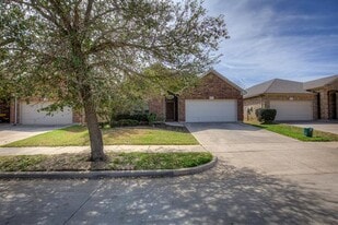 3217 Hornbeam St in Argyle, TX - Building Photo