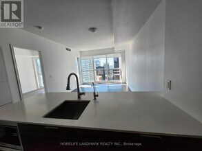 88 Scott St in Toronto, ON - Building Photo - Building Photo