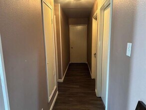 8435 Campanella Dr in Dallas, TX - Building Photo - Building Photo