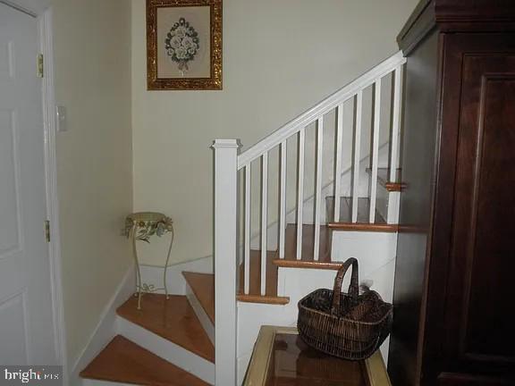 1766 Oakland St in Petersburg, VA - Building Photo - Building Photo
