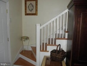 1766 Oakland St in Petersburg, VA - Foto de edificio - Building Photo