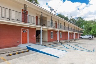 4115 Mohican-Prescott Crossover in Baton Rouge, LA - Building Photo