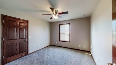 209 N Cypress St in Savannah, MO - Building Photo - Building Photo