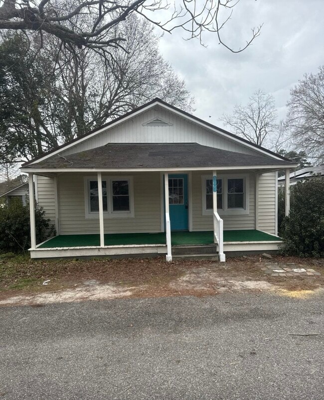 property at 916 Maple St