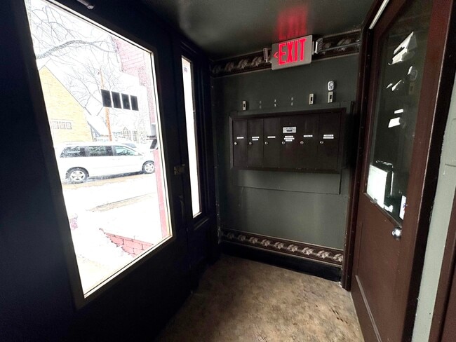 1515 Taylor Ave in Racine, WI - Building Photo - Building Photo