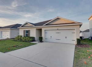 1207 Tank Trl in Haines City, FL - Foto de edificio - Building Photo